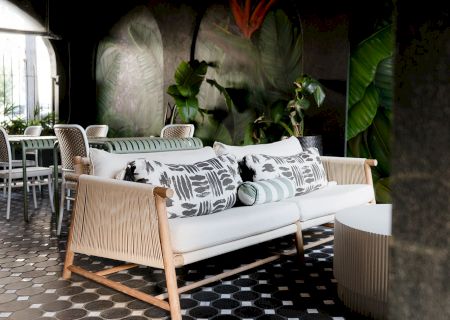 The Blackbird Hotel