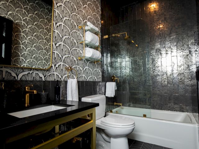 The Blackbird Hotel — photo 31 of 60